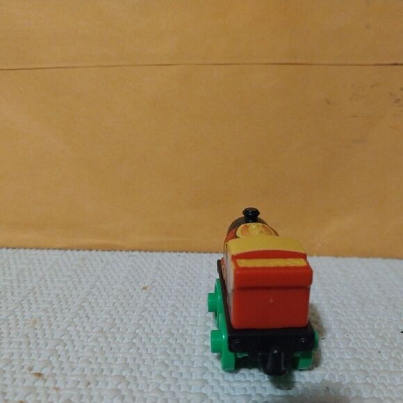 DC Comics Robin Thomas The Train Percy Mini Micro Super Heroes 6 2014 - Picture 4 of 4